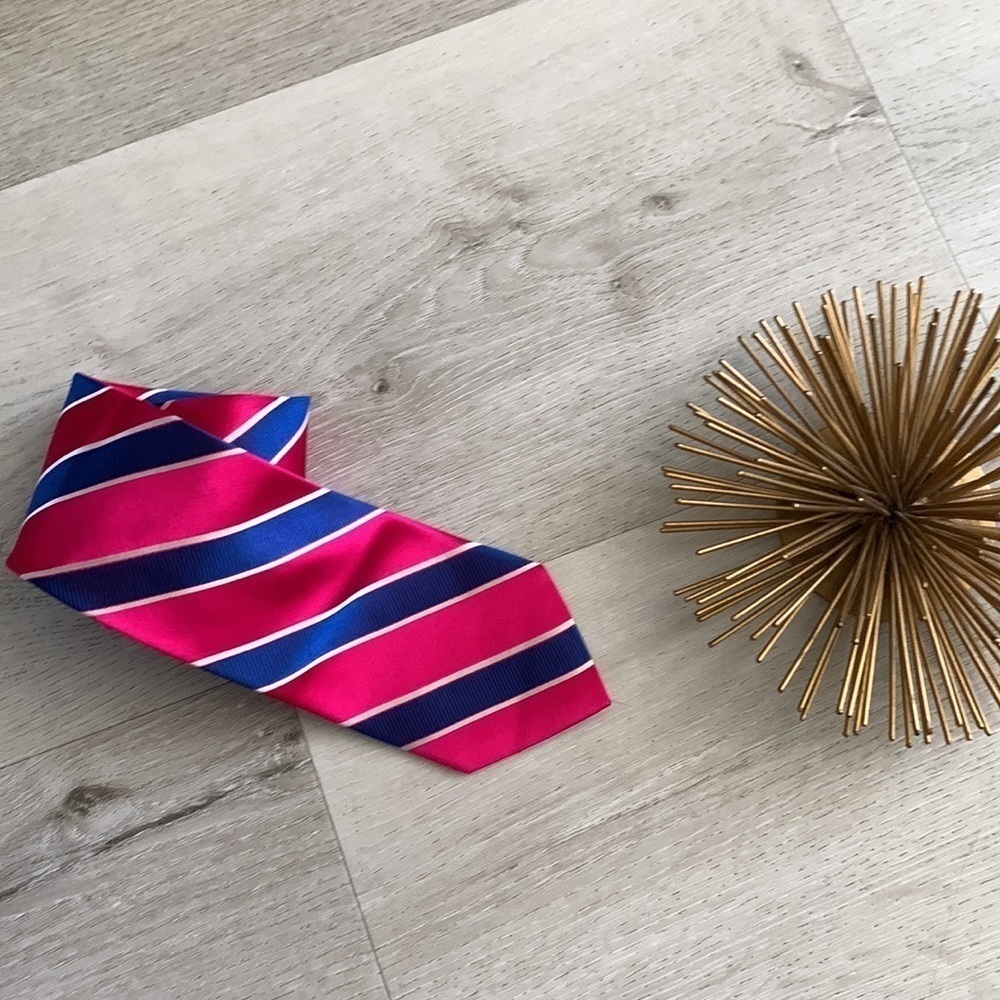 Michael Michael Kors tie hot pink blue 100%‎ silk satin striped